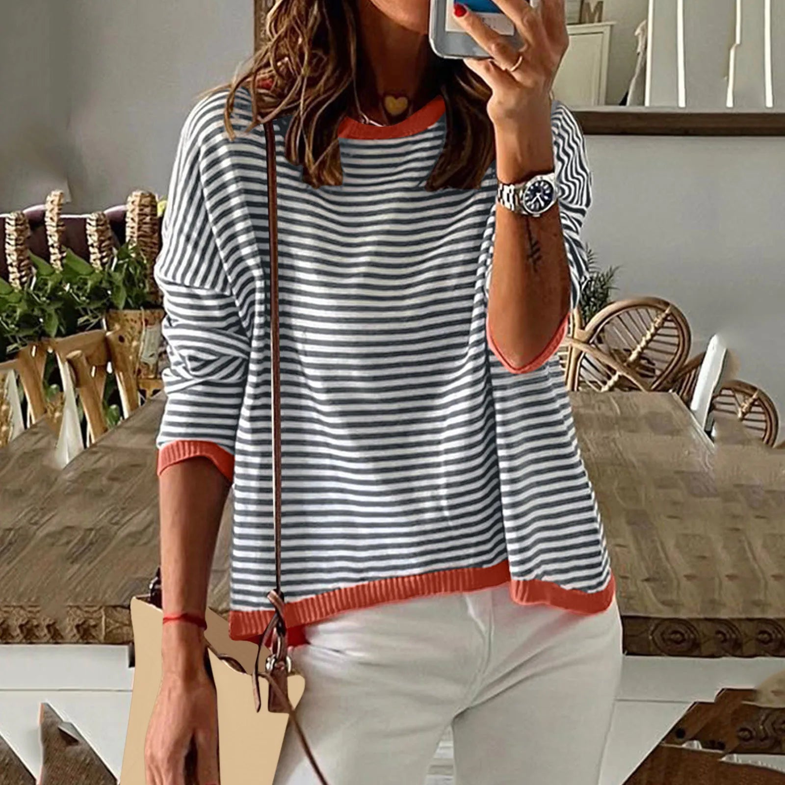 Charlotte - Modischer gestreifter Pullover für einen trendigen Look